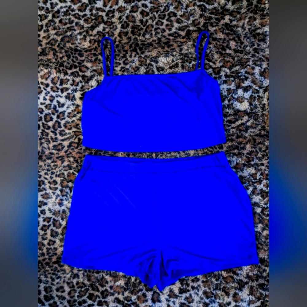 2 piece short set